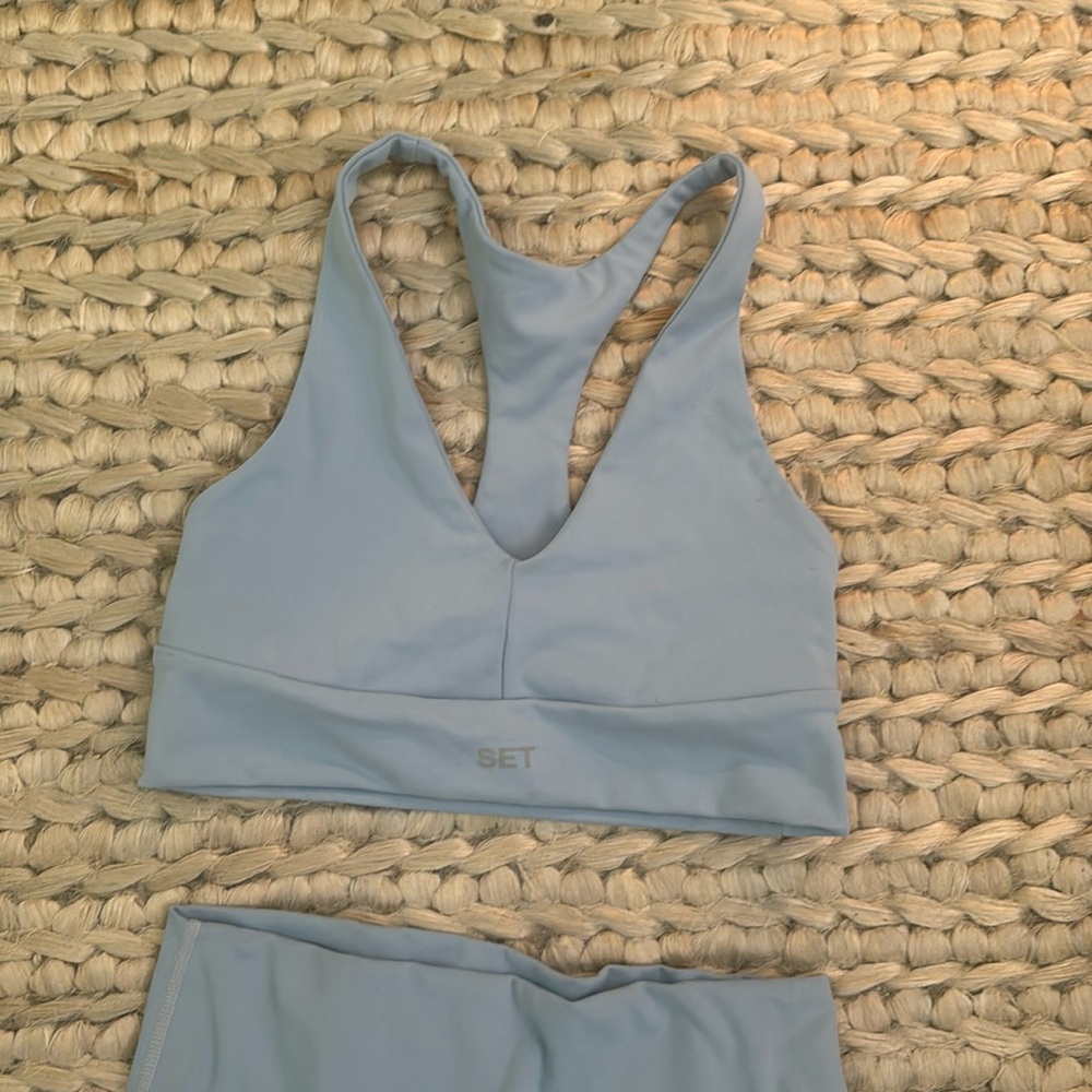SET ACTIVE- LUXFORM racer bra and leggings in baby blue. Size M